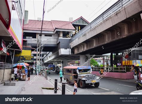 Pasay Hotels near Taft Avenue Station .